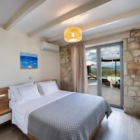 Stamatina Villa Katomerion