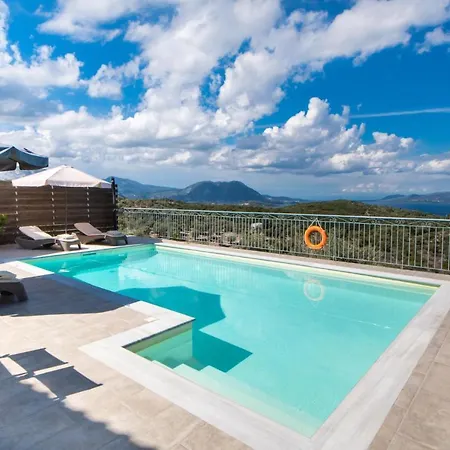 Stamatina Villa *