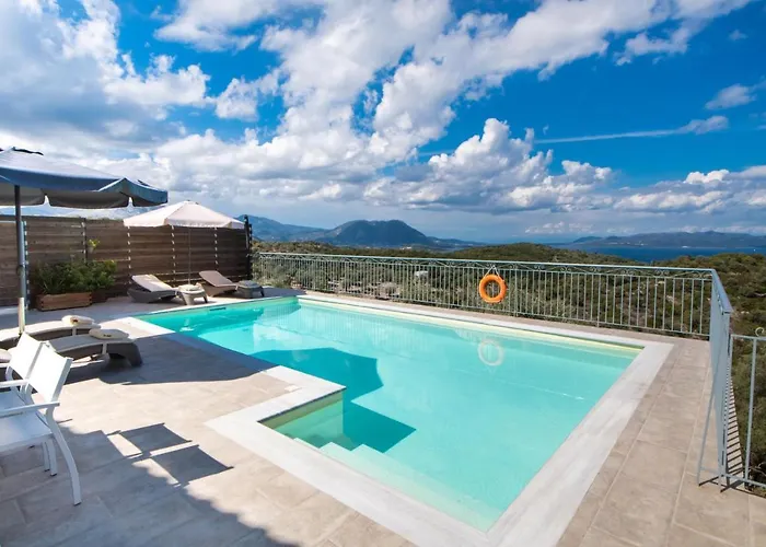 Stamatina Villa *